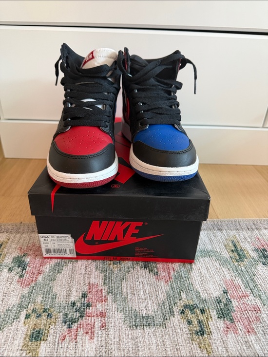 Nike Other - Nike Kids Jordan 1